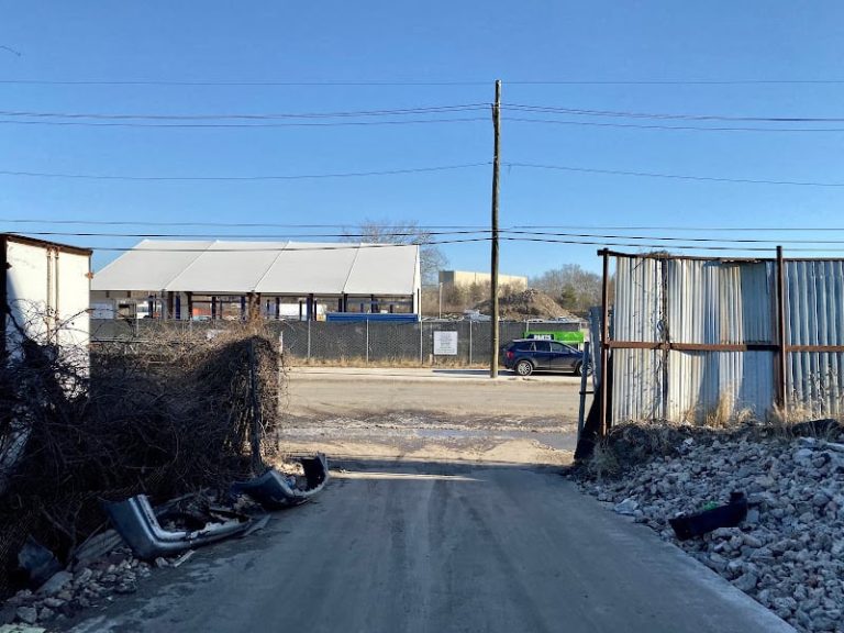 My Auto Store at 1466 Ferry Ave Camden NJ 08104 2 768x576