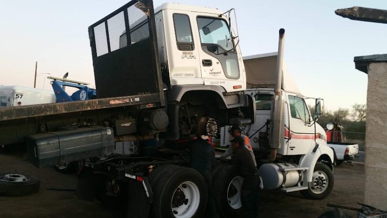 PHX Junk Cars at 2536 S 6th Ave Phoenix AZ 85003 2 768x432