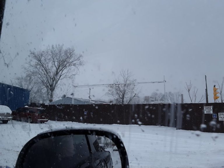 Paulaposs Auto Yard at 3300 S Main St South Bend IN 46614 2 1 768x576