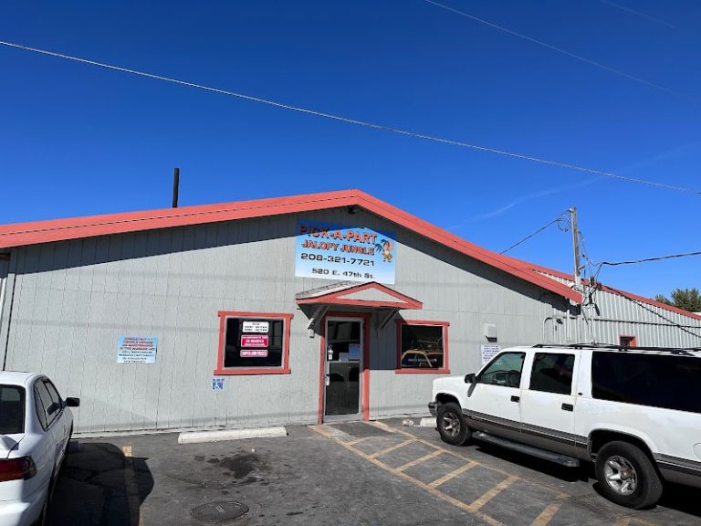 Pick A Part Jalopy Jungle at 520 E 47th St Garden City ID 83714 1 1 768x576