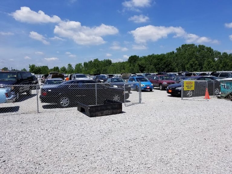 Pull A Part at 2505 N Producers Ln Indianapolis IN 46218 4 768x576