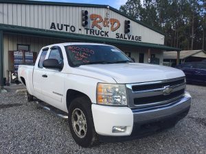 R D Used Auto Parts at 565 Baxley Hwy Hazlehurst GA 31539 2 300x225