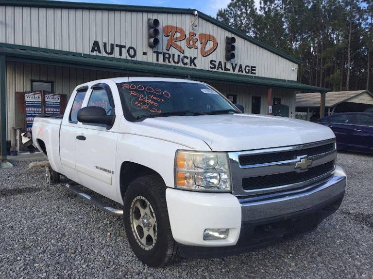 R D Used Auto Parts at 565 Baxley Hwy Hazlehurst GA 31539 2 768x576