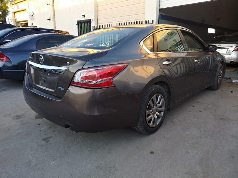 Ramire Used Autoparts at 12901 Alexandria Dr Opa locka FL 33054 3 768x576