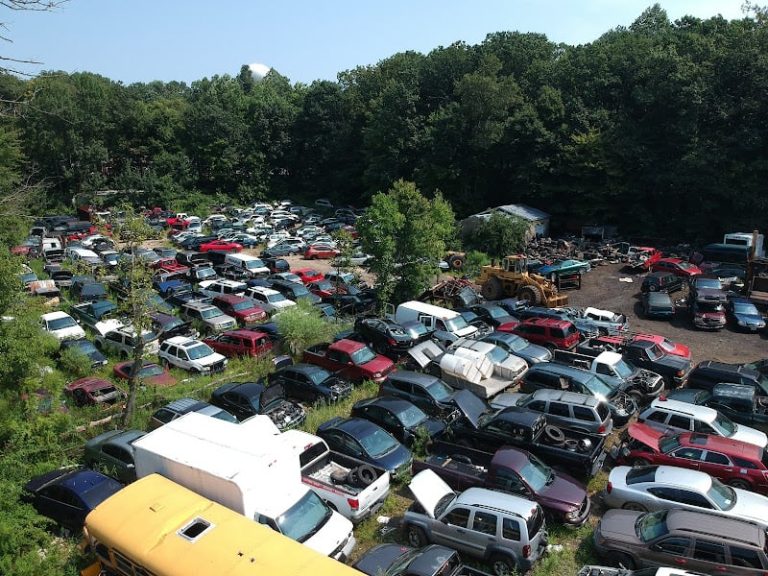 Reedaposs Auto Salvage at 1447 Telegraph Rd Honey Brook PA 19344 3 768x576