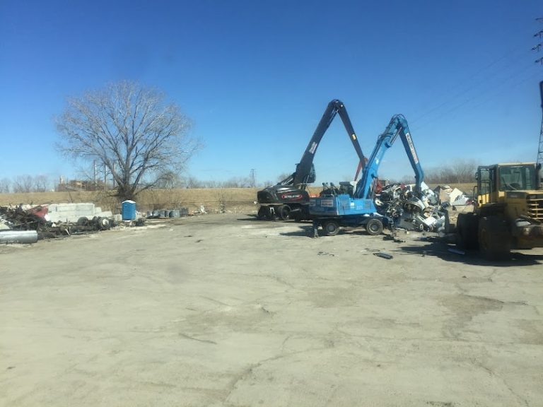 Rivers Edge Scrap Management at 836 S 26th St Kansas City KS 66106 1 2 768x576