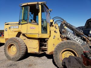S D Auto Wrecking LLC at 1590 E Frost Show Low AZ 85901 1 1 300x225