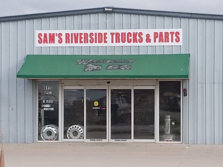 Samaposs Riverside Auto and Truck Parts and Salvage at 3900 Vandalia Rd Des Moines IA 50317 5 768x576
