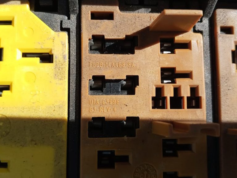 Shafer Pick A Part at 2701 N 25th St Terre Haute IN 47804 2 768x576