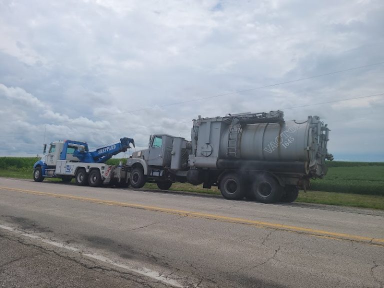 Sheppardaposs Auto Sales and Salvage at 16590 Old Rte 54 New Berlin IL 62670 2 1 768x576