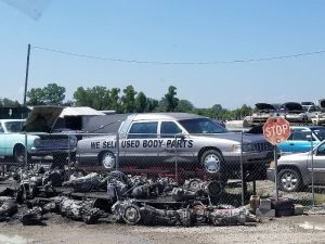 Speedway Salvage at 520 Madison Rd East St Louis IL 62201 1 300x225