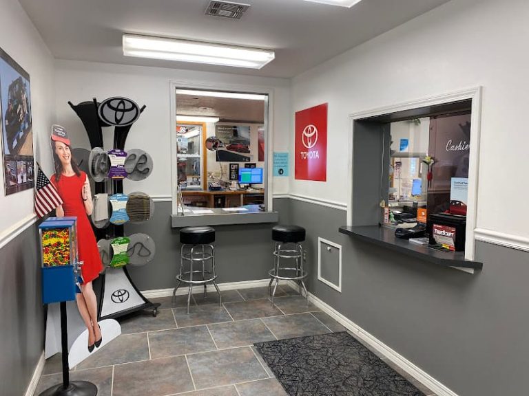 Toyota Parts at 2101 W Main St Independence KS 67301 4 768x576