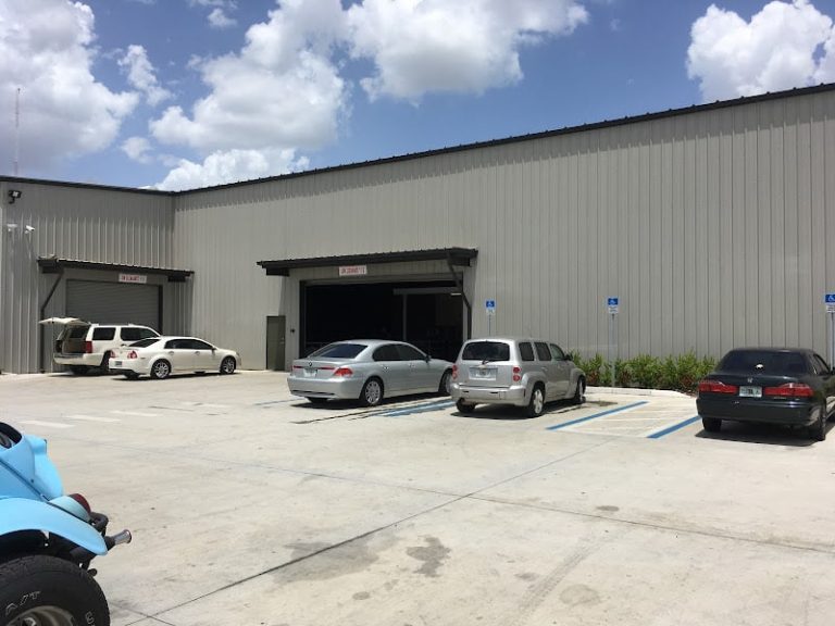 U Pull Pay at 2804 Hanson St Fort Myers FL 33916 1 1 768x576