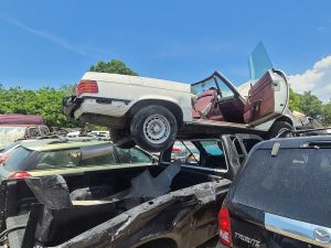 U Pull Save Cash for Junk Cars at 4811 Dr Martin Luther King Jr Blvd Fort Myers FL 33905 1 1 300x225