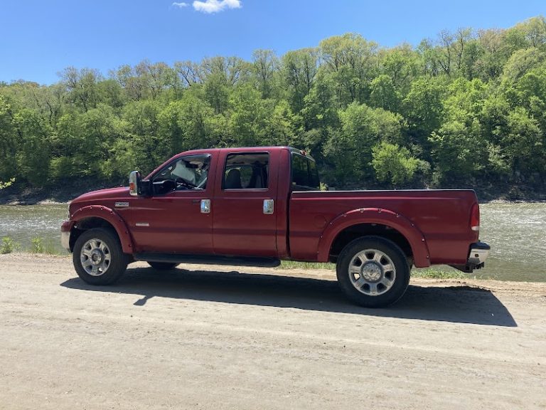 VanTiger Hauling at 505 S Locust St Mt Pleasant IA 52641 2 1 768x576