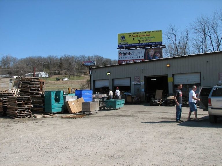 World Metal Buyers at 8 Lakenny Ln Fenton MO 63026 2 1 768x576